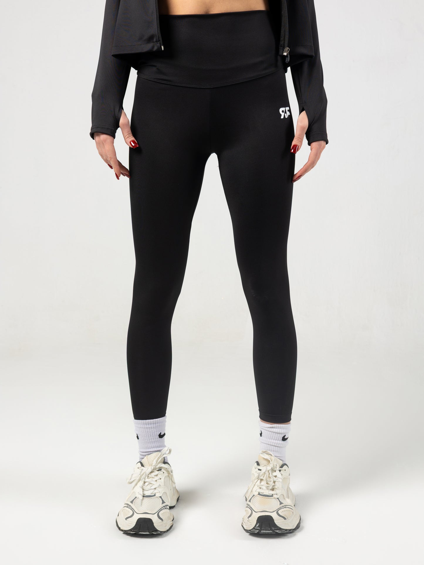 Black Essential Leggings